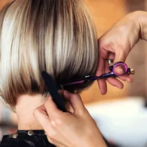 Women’s haircut + Shampoo + Blow-dry 3